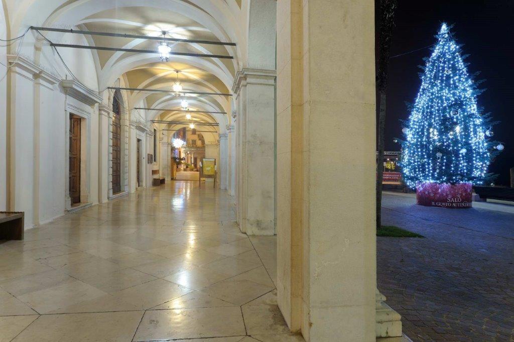 דירות סאלו Antico Palazzo Signorile מראה חיצוני תמונה