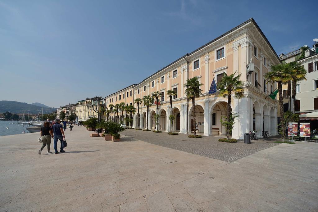 דירות סאלו Antico Palazzo Signorile מראה חיצוני תמונה