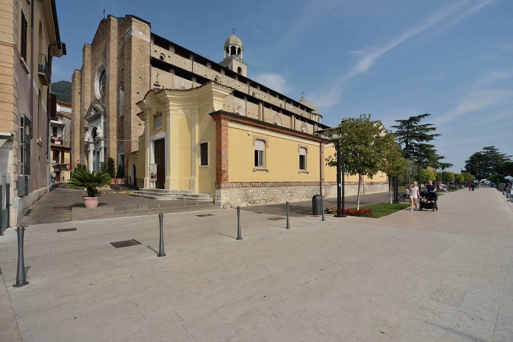 דירות סאלו Antico Palazzo Signorile מראה חיצוני תמונה